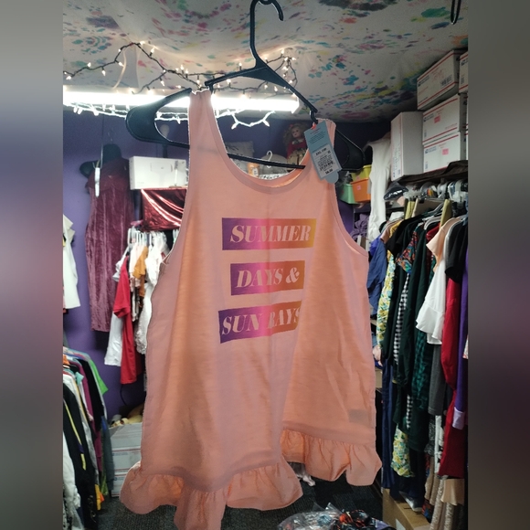 Colorful Sleeveless Tops Set - Picture 2 of 4